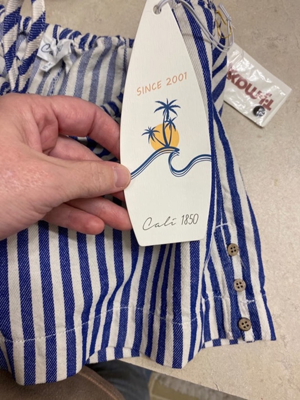 Cali 1850 Striped Casual Shorts - Picture 5 of 6